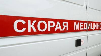 В Приморье мужчина выпал из машины скорой помощи и погиб - iz.ru - Приморье край - Дальнереченск