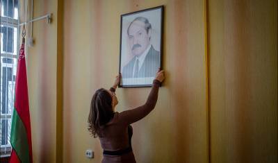 Александр Лукашенко - Жительницу Витебска оштрафовали за демонтаж портрета Лукашенко в общежитии - newizv.ru - Витебск
