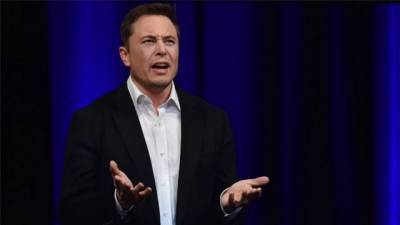 Илон Маск - Тим Кук - Илон Маск пытался продать Tesla компании Apple - hubs.ua