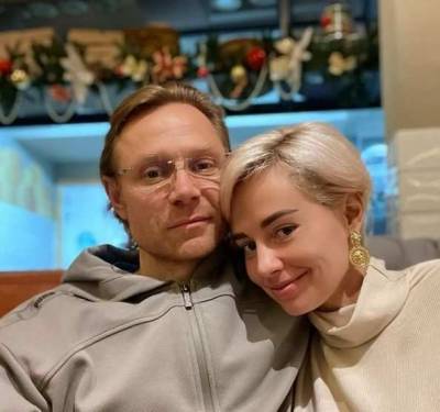 Валерий Карпин - Дарья Карпина - Жена тренера ФК "Ростов" Валерия Карпина назвала "пошлостью" слухи о романе мужа с ее матерью - actualnews.org