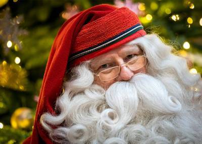 Санта Клаус посетил Россию с подарками - m24.ru - Магадан - Петропавловск-Камчатский - Курильск - Соломоновы Острова - Фиджи - Новая Каледония