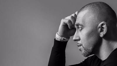 Сергей Пархоменко - Серёга впервые встретился с экс-супругой в суде: рэпер путался в показаниях - 24tv.ua - Киев