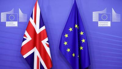 Борис Джонсон - Дмитрий Абзалов - Политолог оценил согласование торговой сделки между ЕС и Британией - russian.rt.com - Англия