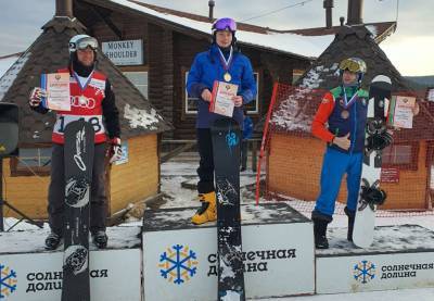 Сахалинец завоевал золото чемпионата России по парасноуборду - sakhalin.info - Челябинская обл. - Сахалинская обл. - Миасс