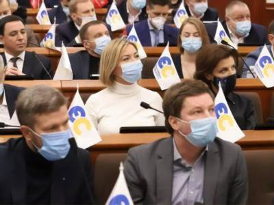 Леонид Емец - В "Европейской солидарности" заявили, что не поддержали бюджет Киева на 2021 год из-за коррупционных рисков - gordonua.com - Киев