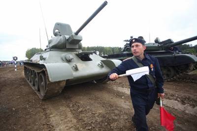 Псковский военный случайно расстрелял из пушки «Детский мир» - znak.com - Псков