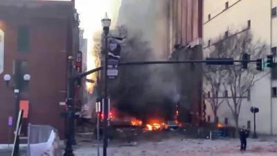 Дональд Трамп - Мелания Трамп - Дир Джадд - Начиненный взрывчаткой автомобиль взорвался в центре Нэшвилла - piter.tv - США