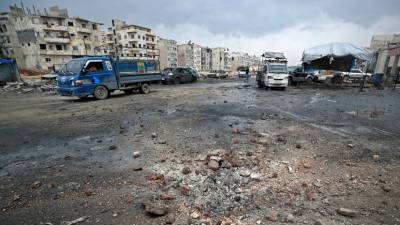 Башар Асад - Вячеслав Сытник - Террористы совершили 32 обстрела в идлибской зоне деэскалации в Сирии - russian.rt.com - Сирия