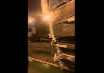 В тоннеле на Московском шоссе столкнулись фуры - ya62.ru - Рязань - с. Видео