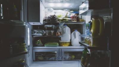 Названы продукты, которые лучше не хранить в холодильнике - piter.tv