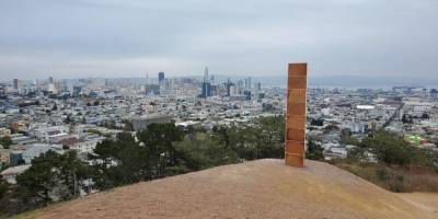 Подарок от Санты? Загадочный монолит из имбирных пряников появился в Сан-Франциско - nv.ua - США - Сан-Франциско