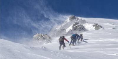 Снежный шторм унес жизни десяти альпинистов в Иране - nv.ua - Иран - Тегеран