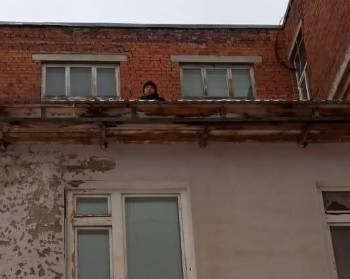 В Екатеринбурге продолжается демонтаж исторического здания ПРОМЭКТа - nakanune.ru - Екатеринбург