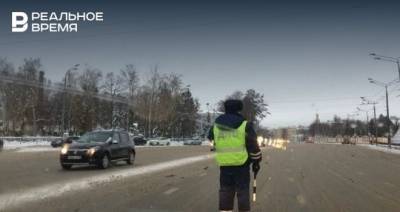 В Казани оштрафовали водителя Cadillac, устроившего гонки по центру города - realnoevremya.ru - респ. Татарстан - Казань