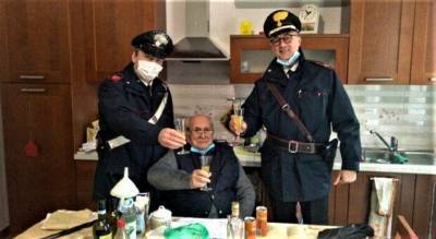 94-летний итальянец отпраздновал Рождество с полицейскими: интересная история - 24tv.ua