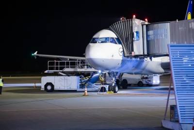 Lufthansa: дальние рейсы только после прививки или с негативным тестом - mknews.de - Австралия