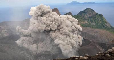 В Японии проснулся вулкан: объявлен пятый уровень угрозы - focus.ua - Япония