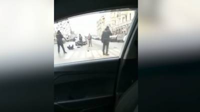 Очевидцы рассказали о стрельбе в центре Грозного - newinform.com - Грозный - Нападение