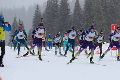 Гонка чемпионата Украины по биатлону прошла без стрельбы - lenta.ru - Ивано-Франковская обл. - Сумская обл. - Харьковская обл. - Черниговская обл.