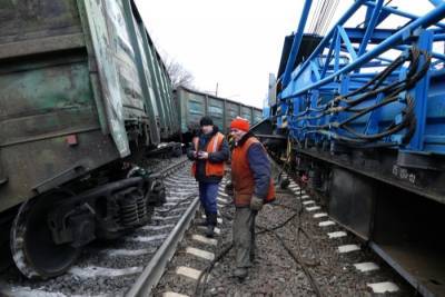 Почти километр железнодорожных путей поврежден при сходе грузовых вагонов в Забайкалье - interfax-russia.ru - Забайкальский край - Забайкалье
