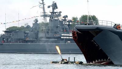 СМИ США сравнили свой ракетный эсминец Zumwalt и российский крейсер “Киров” - polit.info - США