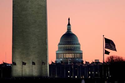 Чак Шумер - Берни Сандерс - Палата представителей США одобрила увеличение выплат американцам до двух тысяч долларов - rtvi.com - США