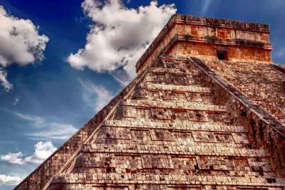 Ученым удалось расшифровать надписи майя - lenta.ua - Мексика