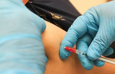 8 человек по ошибке получили пятикратную дозу вакцины от COVID-19 в Германии - ont.by - Штральзунд