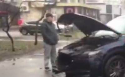 Пожилая пара устроила масштабное ДТП в Киеве: кадры с места происшествия - politeka.net - Киев
