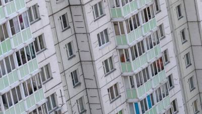 Подросток-инвалид выпал с балкона квартиры в Новосибирске - newinform.com - Новосибирск