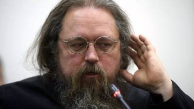 Андрей Кураев - Епархиальный суд Москвы лишил сана протодиакона Кураева - russian.rt.com - Москва