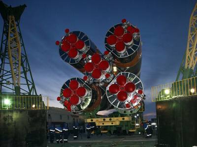 С экваториального космодрома с задержкой на сутки взлетела российская ракета с французским спутником - rosbalt.ru - Французская Гвиана