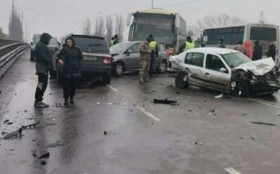 В Броварах в масштабном ДТП разбилось девять автомобилей - lenta.ua - Украина