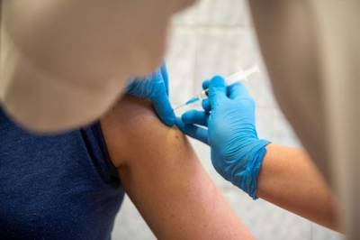 Бразильская компания проведет клинические испытания вакцины «Спутник V» - aif.ru - Бразилия - Brazil