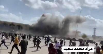 Мансур Хади - Мощный взрыв прогремел в аэропорту Йемена в момент прибытия правительства (видео) - focus.ua - Саудовская Аравия - Йемен