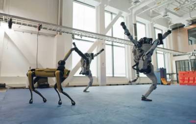 патриарх Кирилл - «Сегодня танцуют они, а завтра заставят нас»: Boston Dynamics опубликовали зажигательный ролик с роботами - bloknot.ru - Boston - county Love