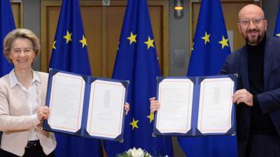 Борис Джонсон - Шарль Мишель - Европейский Союз подписал с Великобританией соглашение о Brexit - anna-news.info - Англия - Лондон - Ляйен
