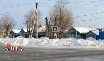 Спустя двое суток после снегопада часть дорог в Соль-Илецке остаётся неочищенной - glob-news.ru