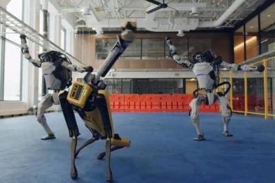 Роботы Boston Dynamics станцевали в честь Нового года - mk.ru - США - Boston - county Love