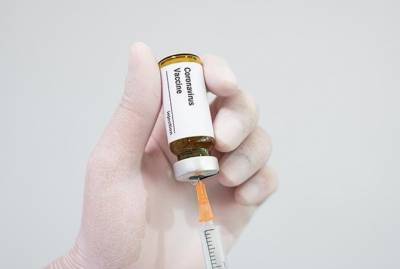 Максим Степанов - Степанов ожидает заключения договоров на поставки вакцин от коронавируса других компаний в ближайшие недели - kp.ua - Sanofi