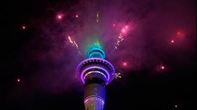 В Окленде наступление Нового года отметили салютом и лазерным шоу - vesti.ru - Новая Зеландия - Петропавловск-Камчатский - Анадырь