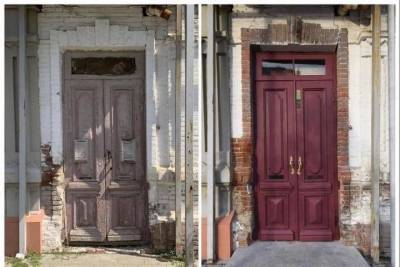 Илья Варламов - Фонд известного блогера помог реставрировать старинные двери в Краснодаре - kuban.mk.ru - Краснодар