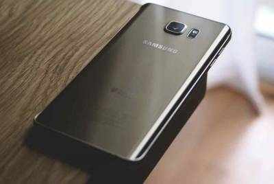 Samsung получила патент на кольцо для зарядки смартфонов от человеческого тела - live24.ru - Южная Корея - Патент