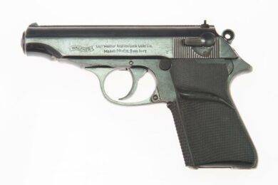 Джеймс Бонд - Шон Коннери - Пистолет 007 Шона Коннери из «Джеймса Бонда» продан за 256 000 долларов - rusjev.net