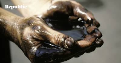 Страны ОПЕК+ договорились увеличить добычу нефти с января - republic.ru - Россия - Новости
