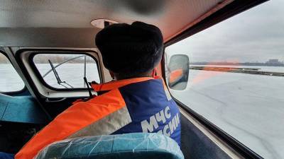 Московские спасатели предупредили об опасности выхода на лед - iz.ru - Москва - Израиль - Новомосковск