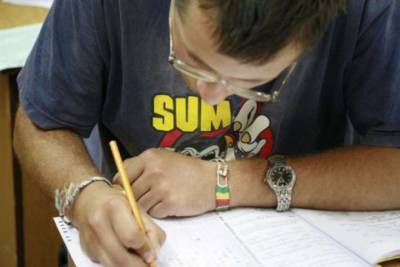 Выпускников школ могут освободить от итоговой аттестации - lenta.ua - Украина