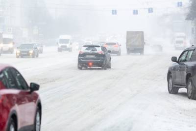 В Якутии мужчина насмерть замерз в автомобиле на трассе - znak.com - респ. Саха - Якутск - Магадан - район Оймяконский