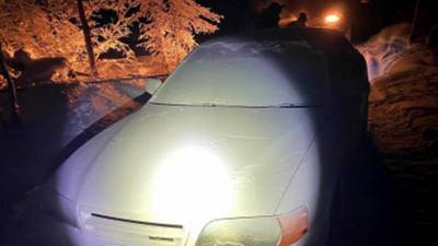 В Якутии человек насмерть замерз в машине в поисках дороги - iz.ru - Израиль - респ. Саха - Якутск - Магадан - район Оймяконский