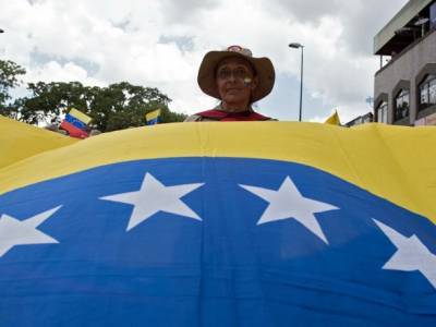 Николас Мадуро - Хуан Гуайдо - В Венесуэле сегодня пройдут парламентские выборы, оппозиция объявила бойкот - unn.com.ua - США - Украина - Киев - Венесуэла